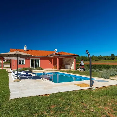 Rebici Holiday home *