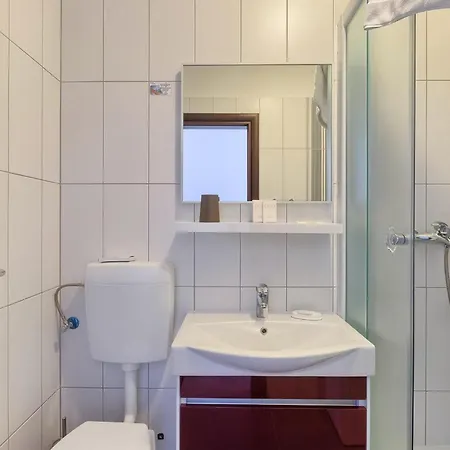 Rebici Holiday home *