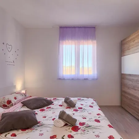 Holiday home Rebici