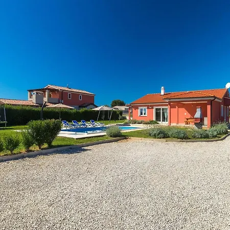 Rebici Holiday home *