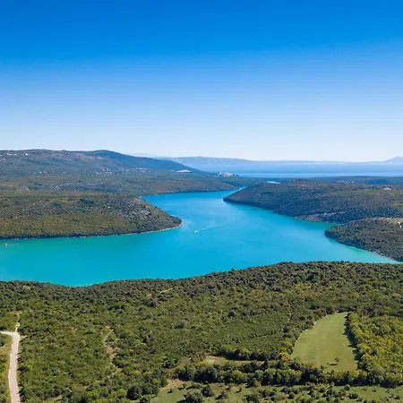 Rebici Дом отдыха *