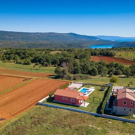 Сasa de vacaciones Rebici