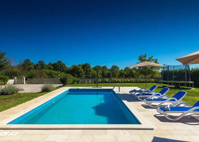 Rebici Holiday home *