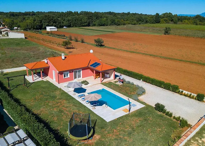 Rebici Holiday home Pula